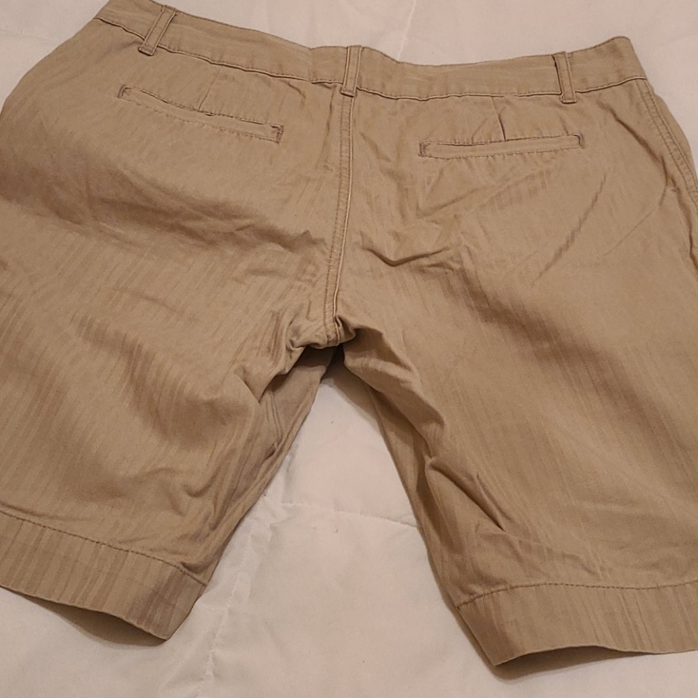 Shorts - Picture 2 of 2